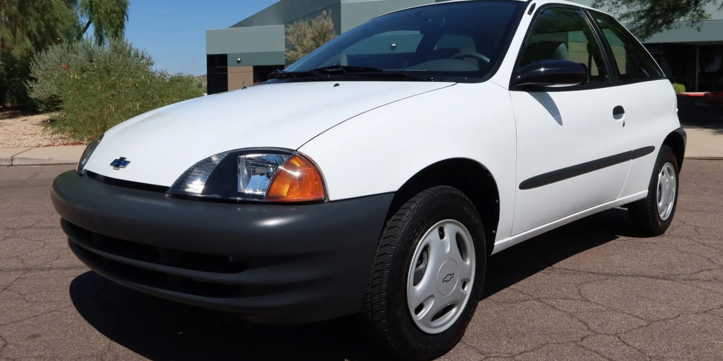 This 400-Mile 2000 Chevy Metro Will Likely Sell for Way Too Much Money