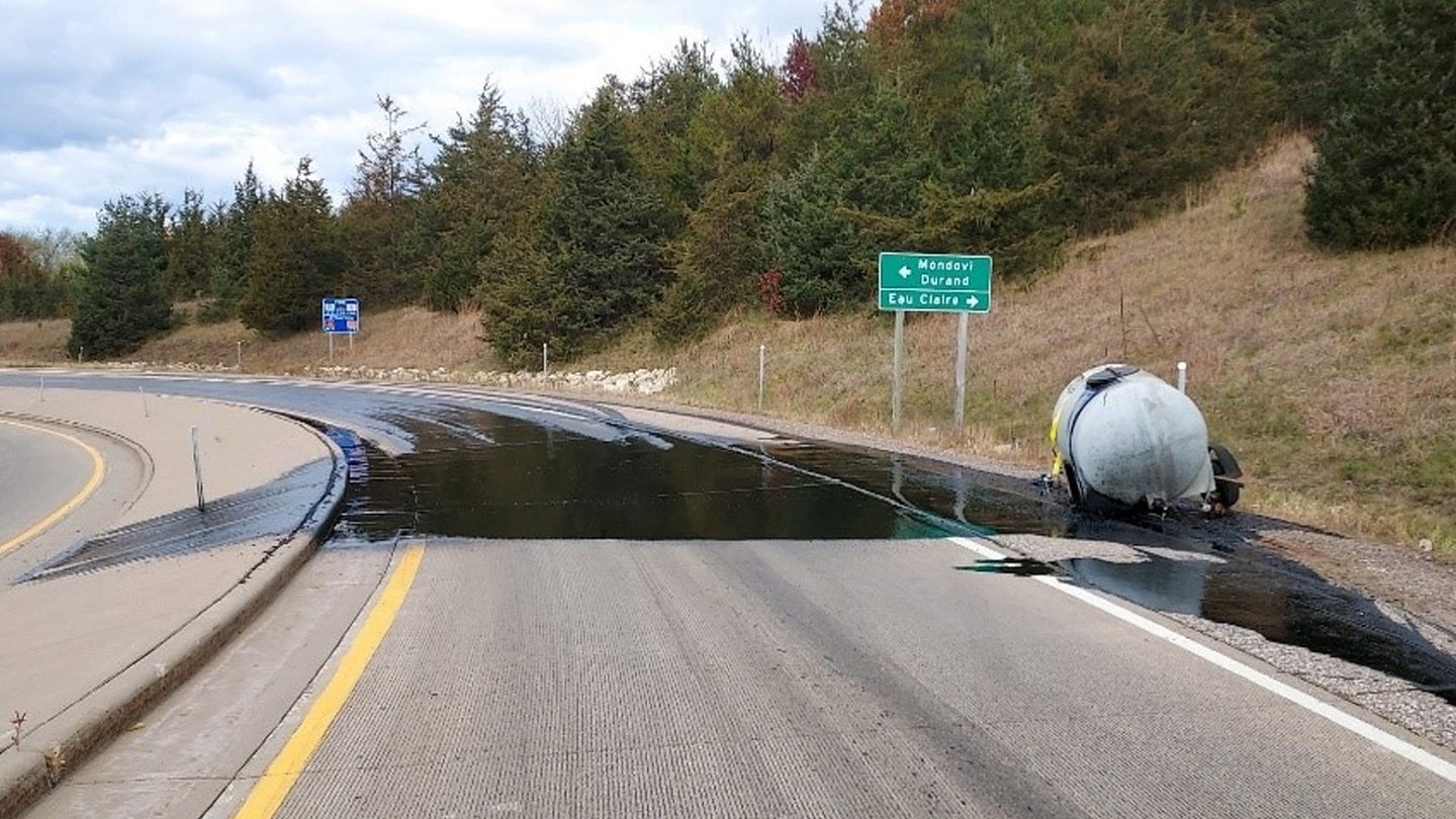 PSA: Don’t Haul 330 Gallons of Oil With a Janky Homemade Trailer