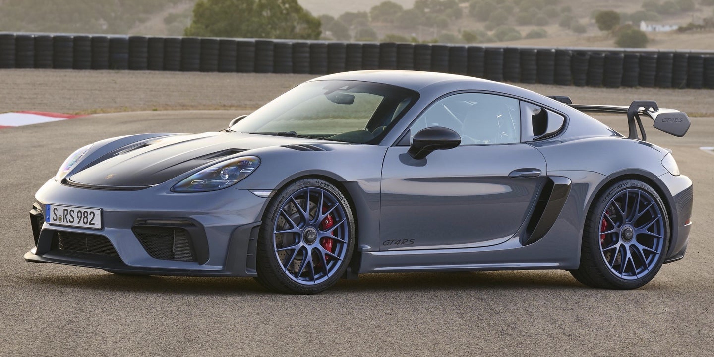 The Porsche 718 Cayman Will Remain Gas-Powered Until 2024