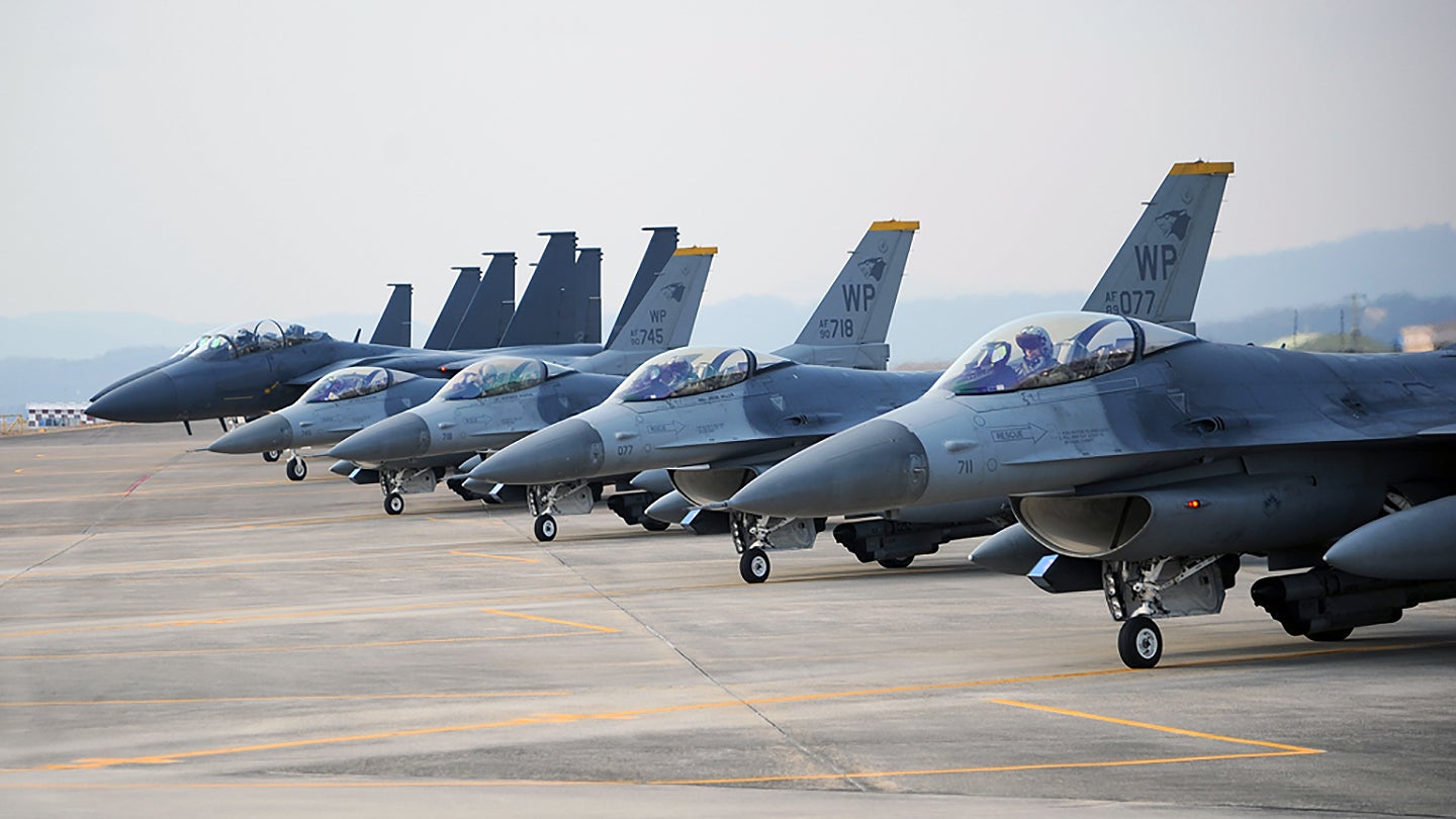Hundreds Of South Korean And U.S. Warplanes Are Conducting A Secretive Exercise In Korea