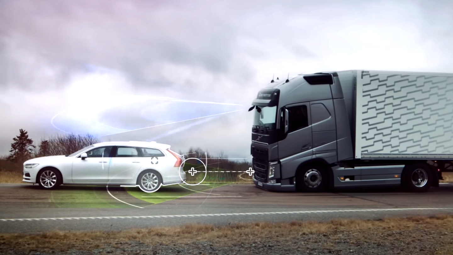 A 40-Ton Volvo Semi’s Emergency Brake Test Is Unnerving to Watch