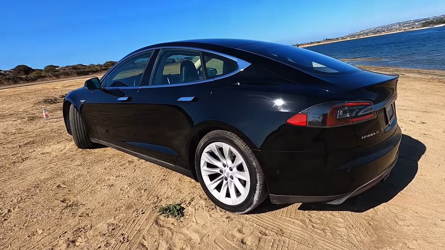 Here’s How a Tesla Model S Holds Up After 424,000 Miles