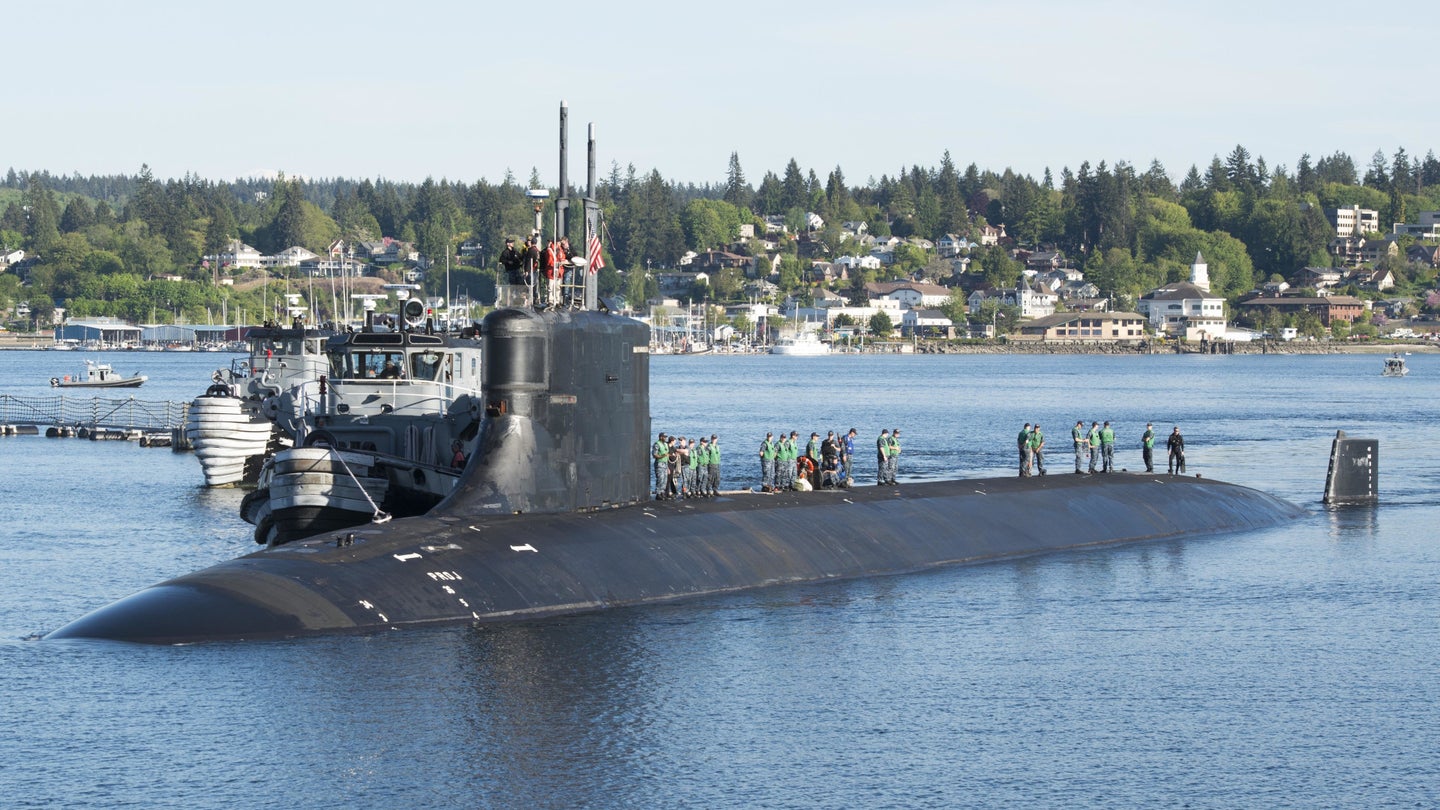 Damaged Submarine USS Connecticut has Finally Made It Home To Washington State (Updated)