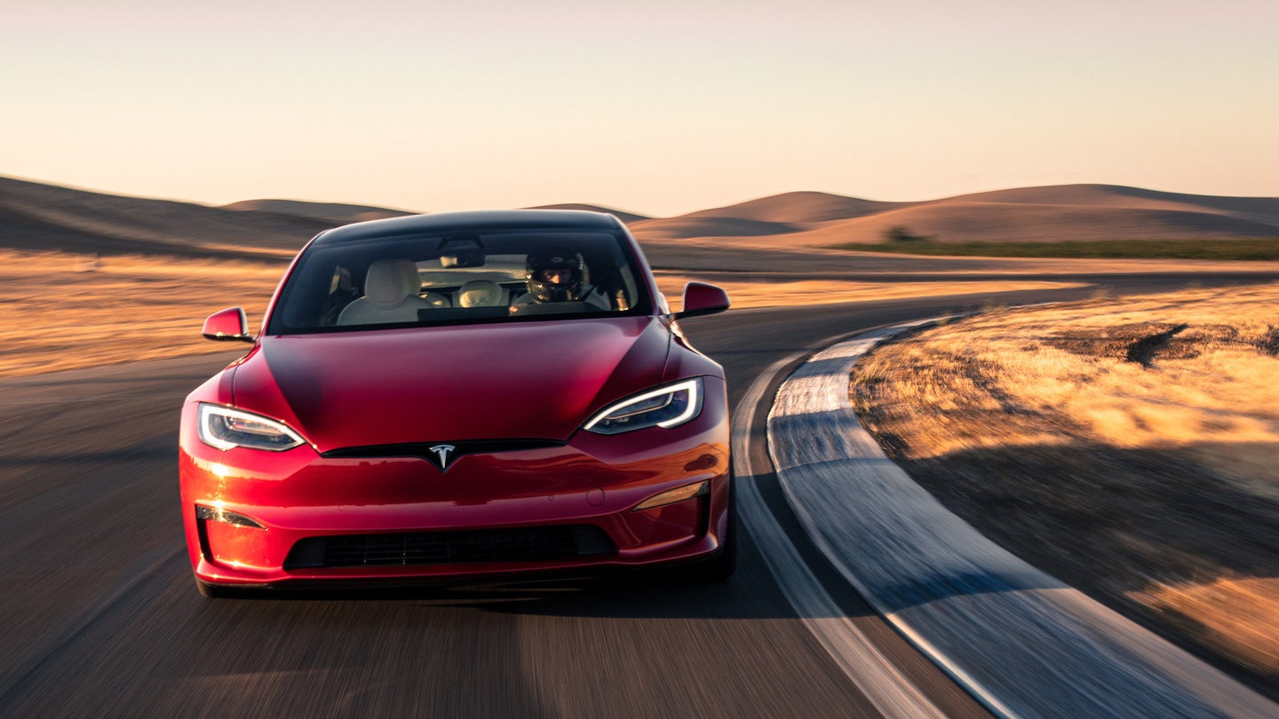 Tesla Model S Plaid’s New Track Mode Adds Torque Vectoring, Better Cooling