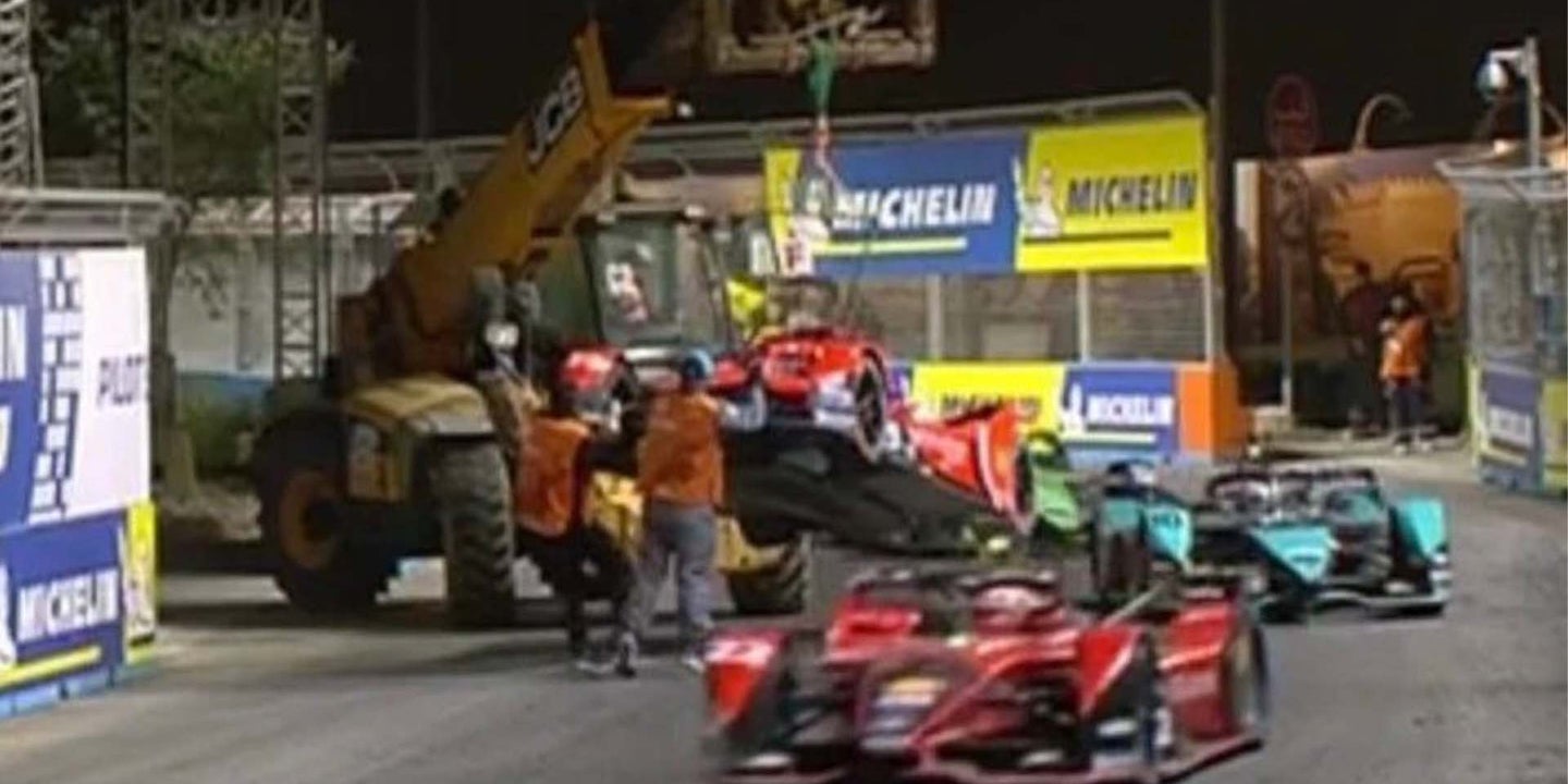 How Formula E Racers Nearly Collided With a Dangling Car On Track This Weekend