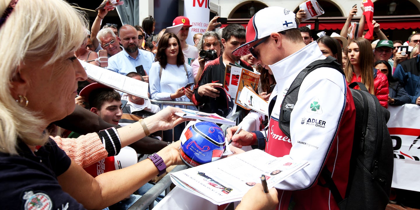 Kimi Raikkonen Doesn’t Know Why F1 Fans Like Him