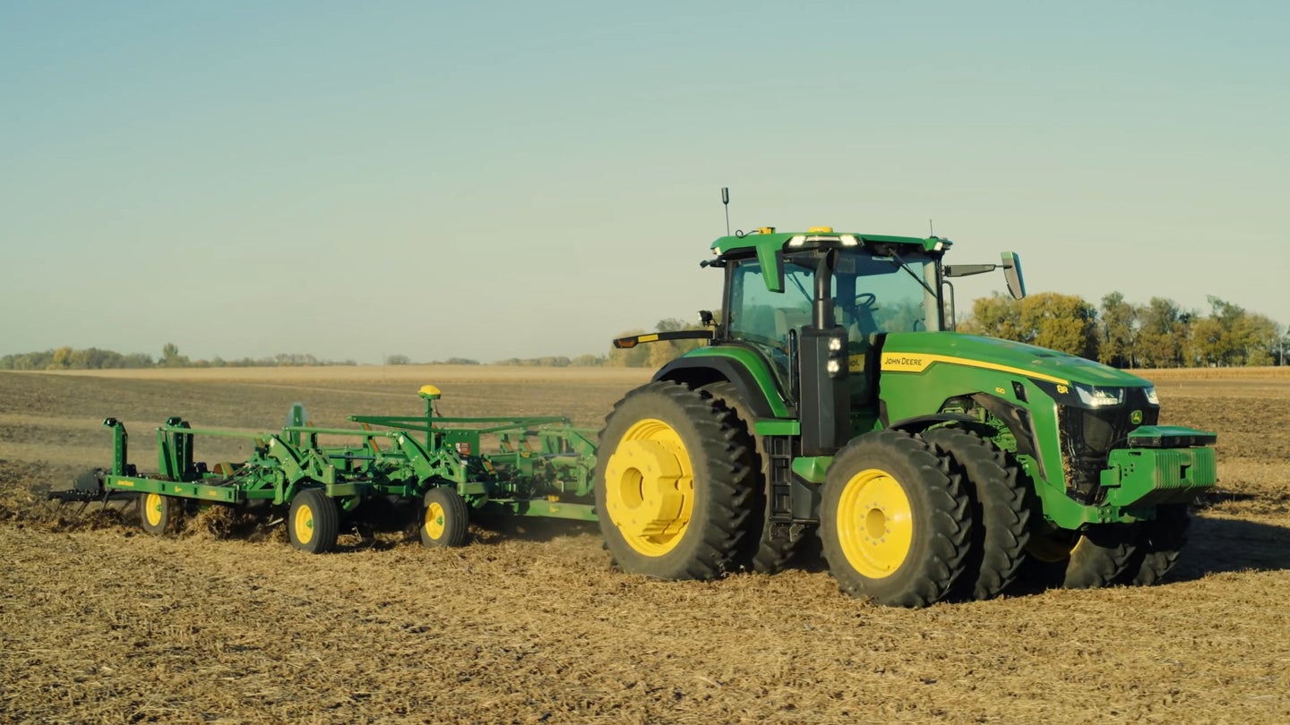 John Deere’s Fully Autonomous Tractor Takes the Work Out of Tilling