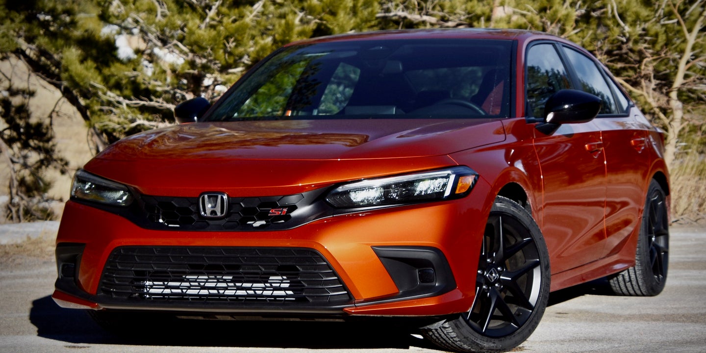 2022 Honda Civic Si Review: The Affordable Stealth Fighter