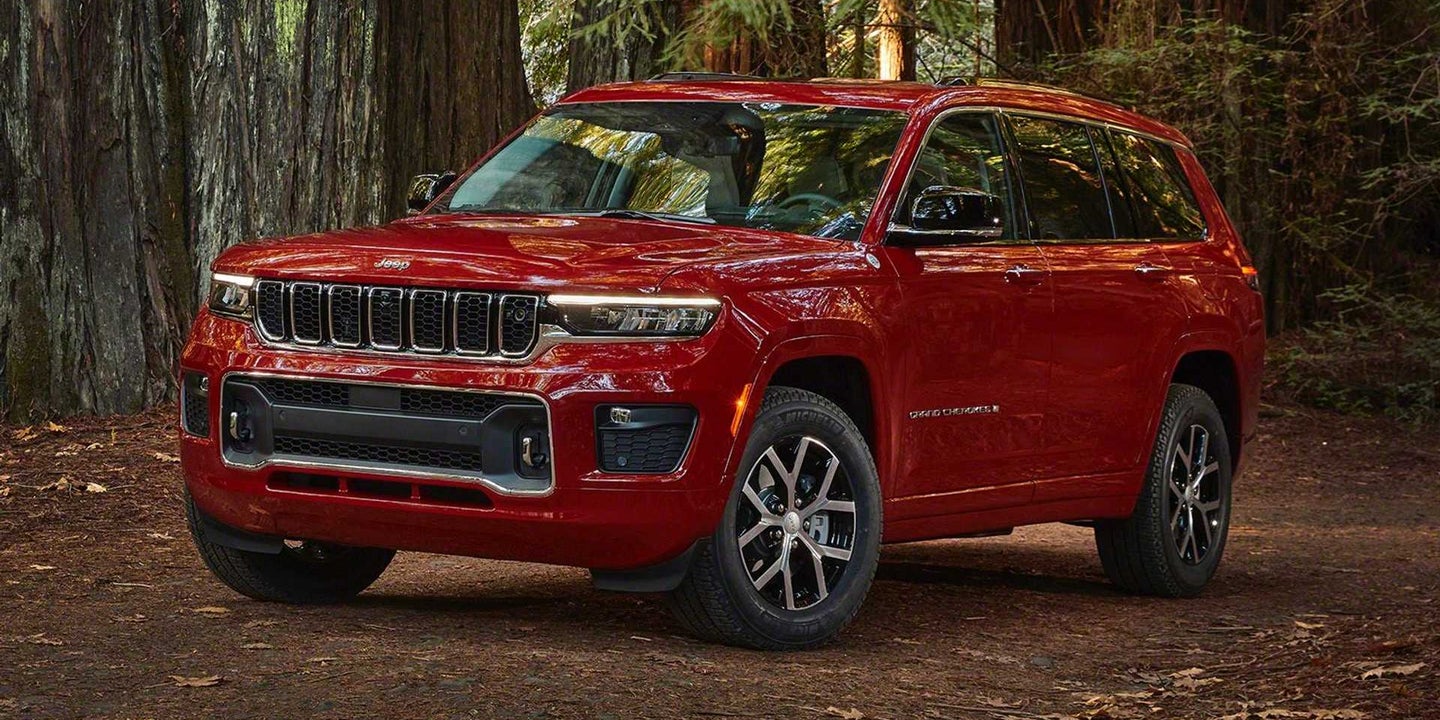 2022 Jeep Grand Cherokee Hit With Stop-Sale After Owners Stranded by Faulty Electronics