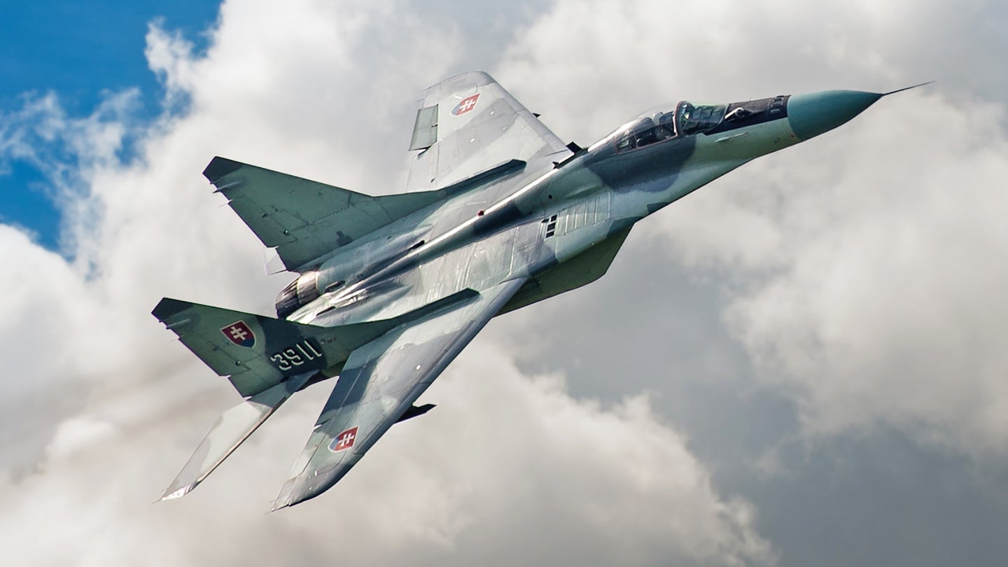 Reports That Ukraine Is About To Get 70 Donated Fighter Jets Don&#8217;t Add Up