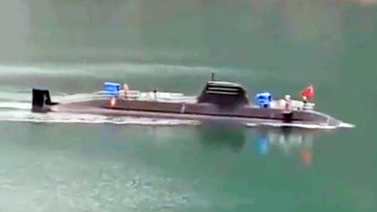 New Chinese Diesel-Electric Submarine Breaks Cover