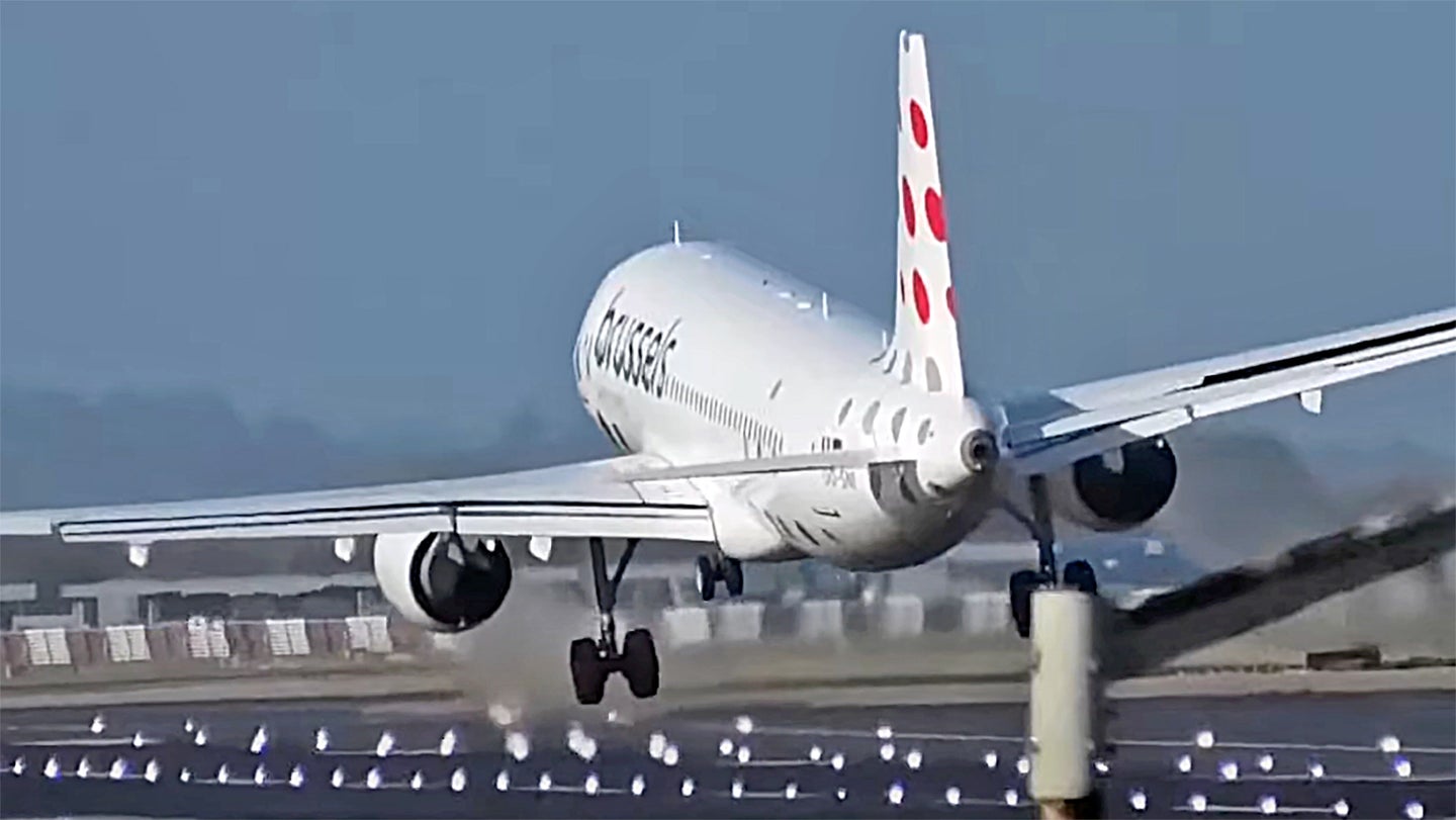 This Livestream Of Planes Trying To Land At Heathrow In Massive Crosswinds Is A Must Watch