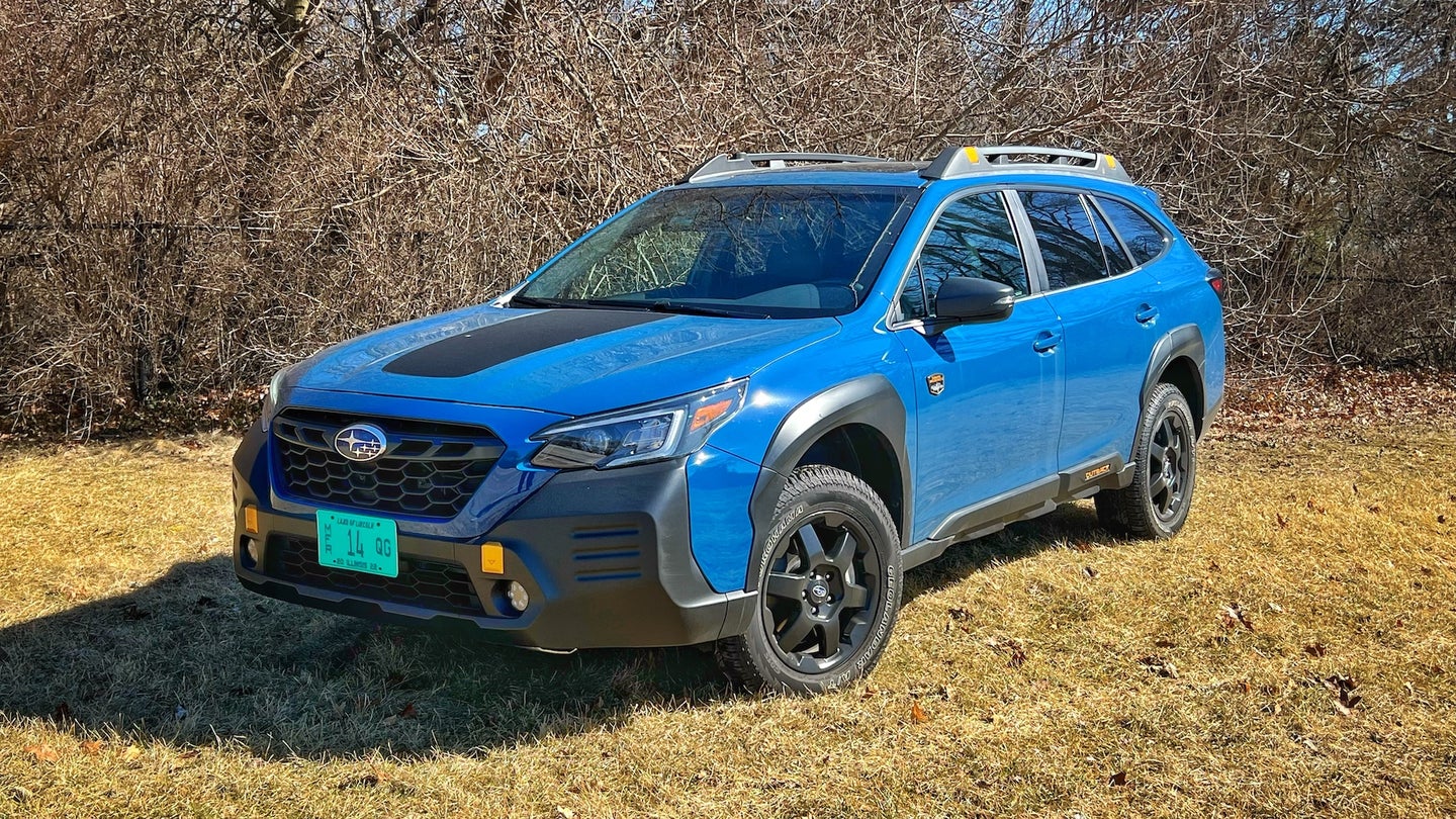 Subaru Outback photo