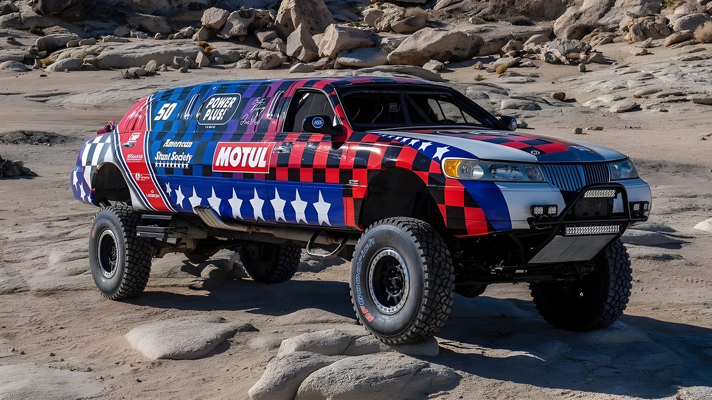 How a Lifted Lincoln Town Car Limo Finished the Mint 400 Off-Road Race