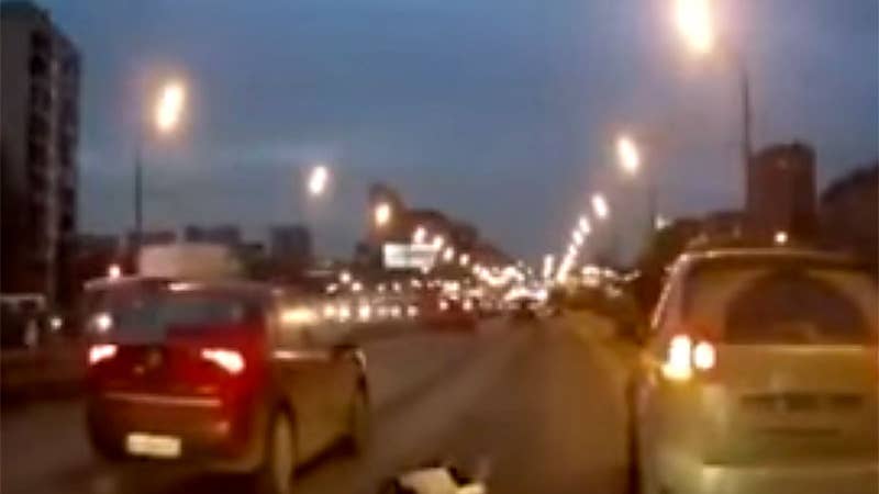 Russian Lexus Driver Gets Bitten by Sleep Bug at Worst Time