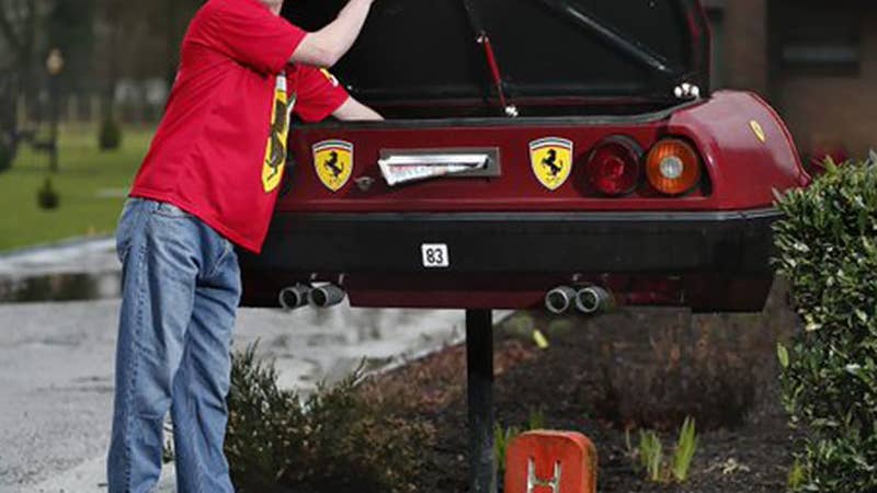 This Belgian Man Turned His Ferrari Into a Mailbox