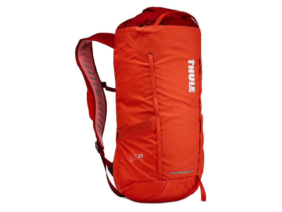 022216-upgrade-backpack-thule-art.jpg