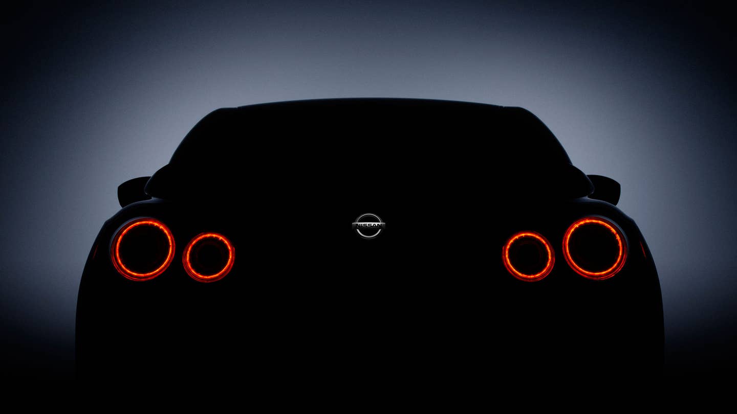 Spoiler Alert: Nissan Will Have a GT-R at The New York Auto Show