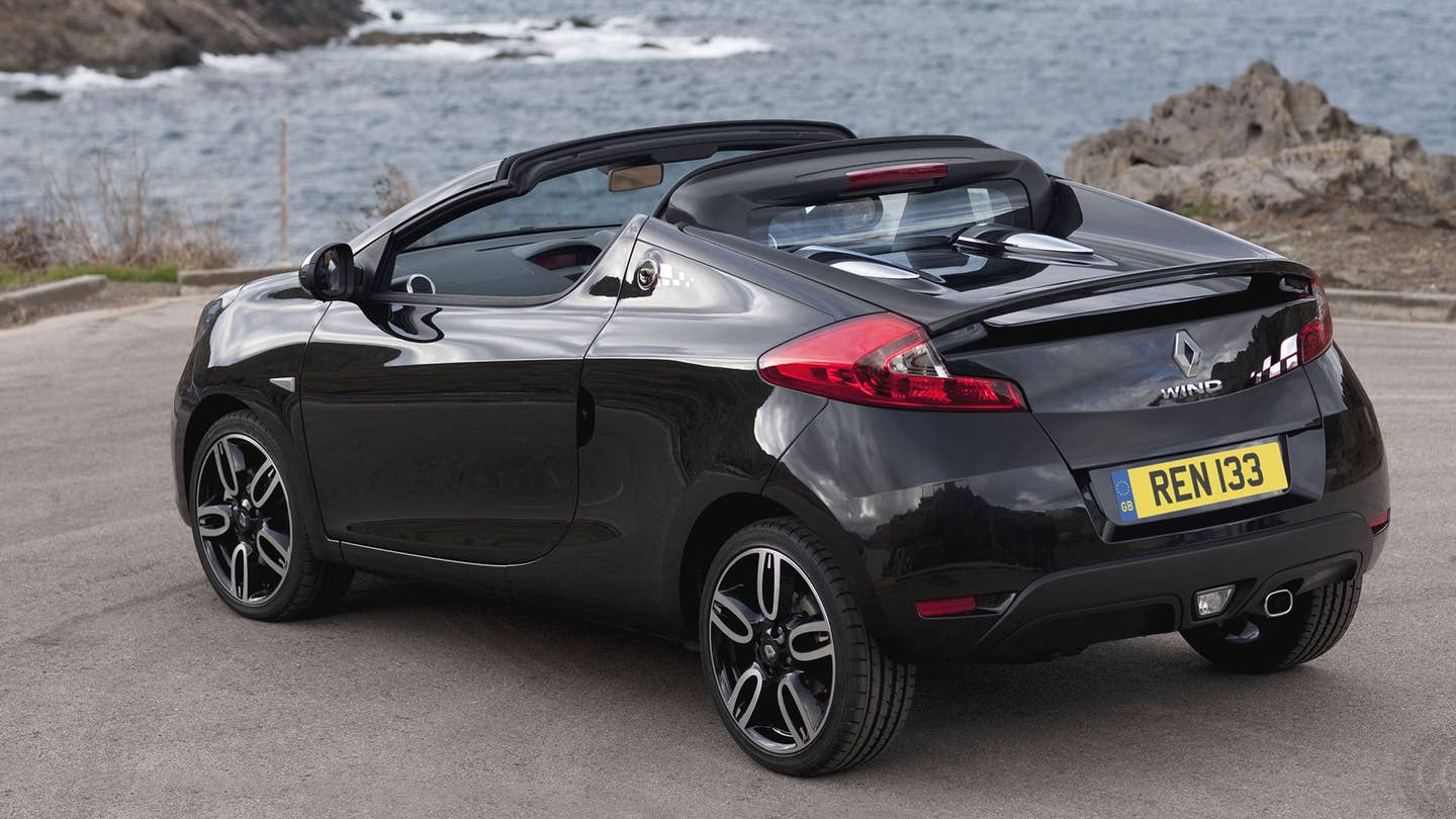 Why the Renault Wind’s Roof Trumps the Miata RF