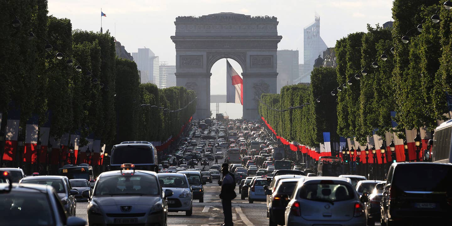 Paris Says ‘Non’ to Traffic on the Champs-Elysées Once a Month