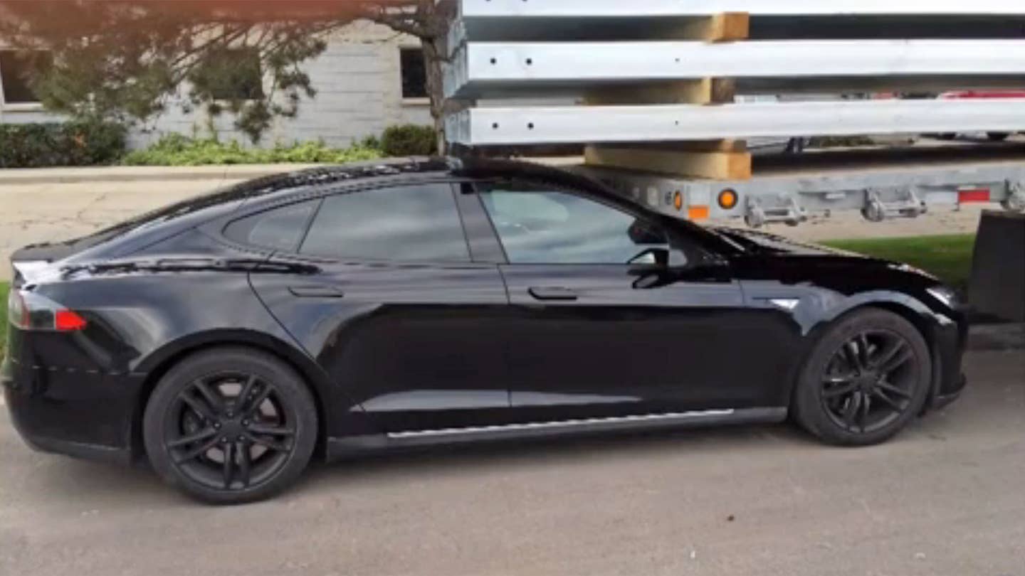UPDATE: Tesla Responds to Self-Driving Model S Accident Claims