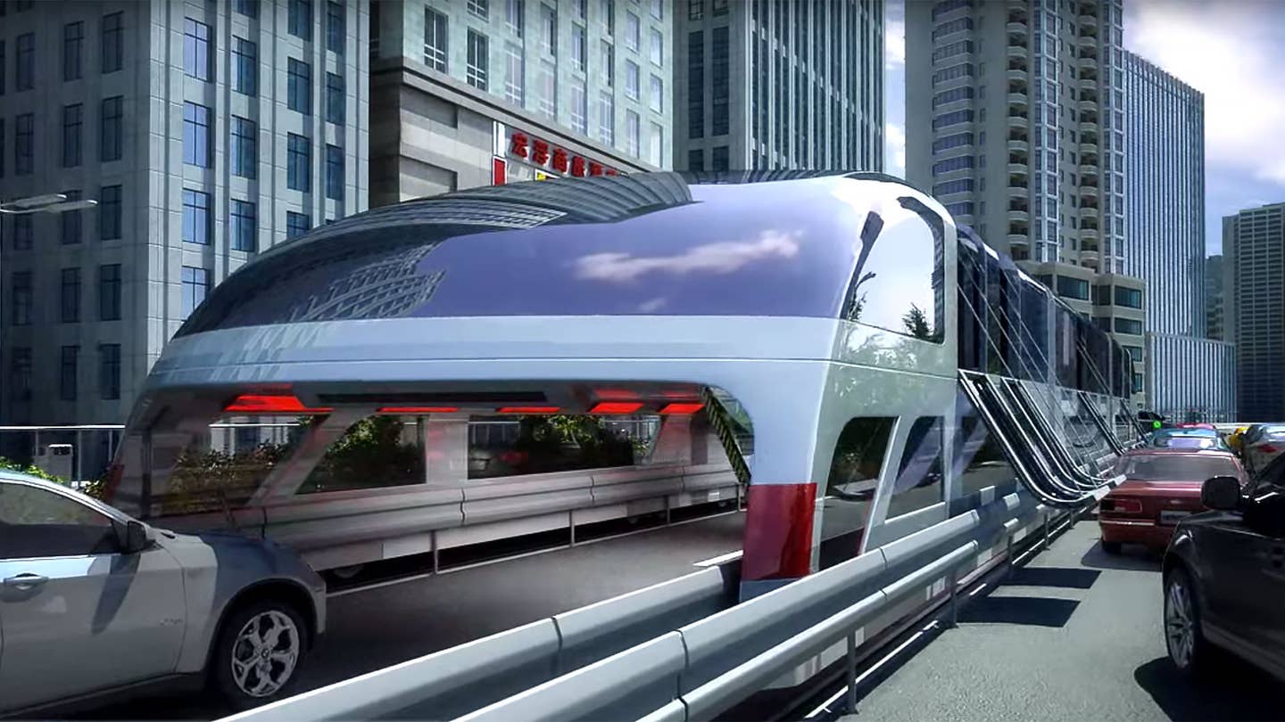 China’s Road-Straddling Super-Bus Will Be On the Road This Summer