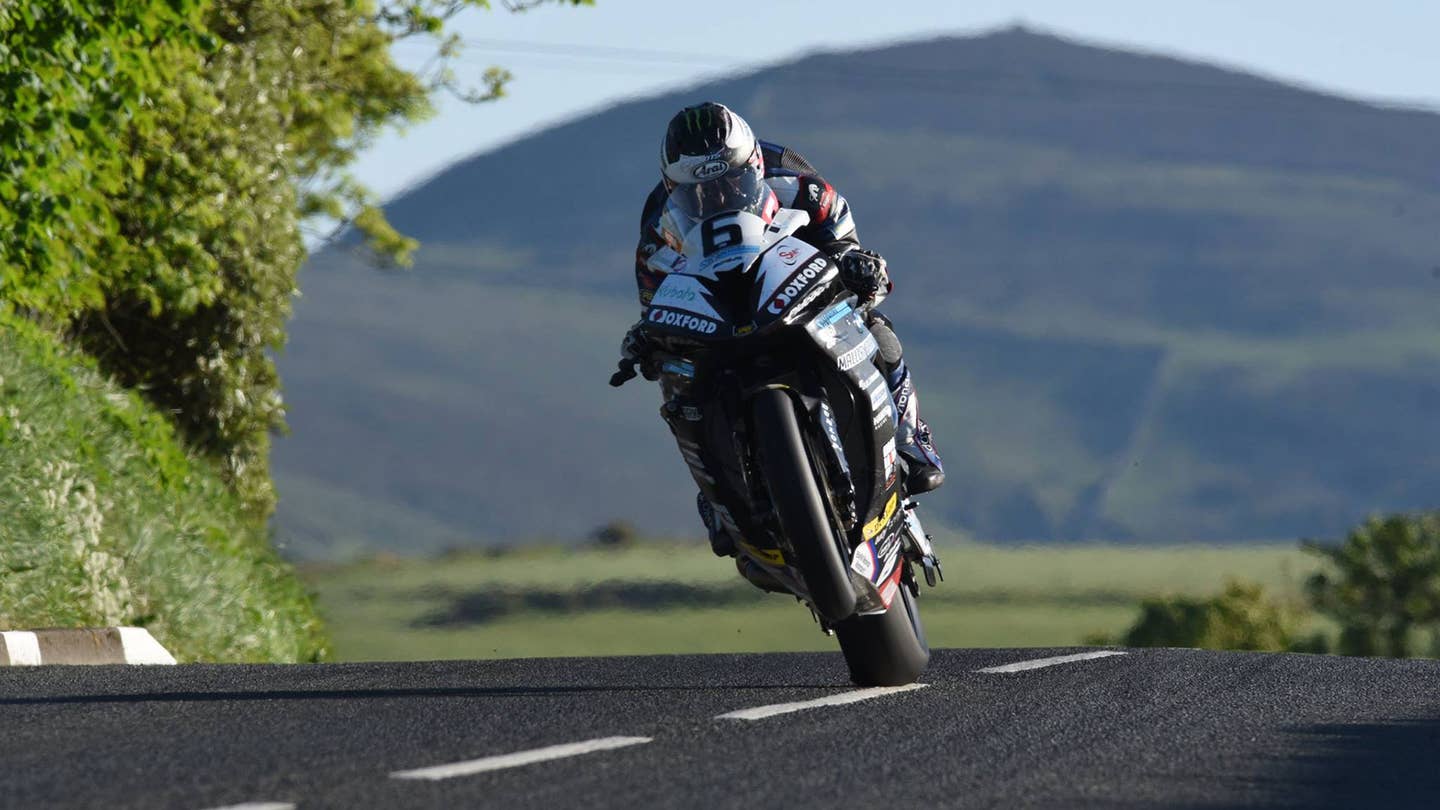 Mind-Bending Superbike Records Set at the Isle of Man TT