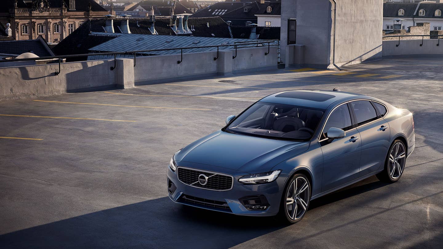 Volvo V90 R-Design Is a Better-Looking Version of an Already Gorgeous Wagon