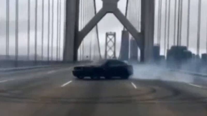 Cops Nab Ford Mustangs for Bay Bridge Sideshow Donuts