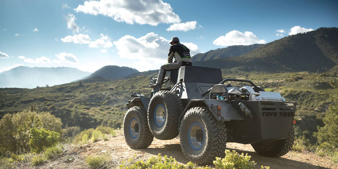 Toyo&#8217;s Amazing Six-Wheeled, V8 Recon Tank Makes Tires Cool