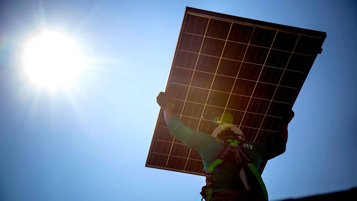 Tesla Set to Buy SolarCity for $2.6 Billion