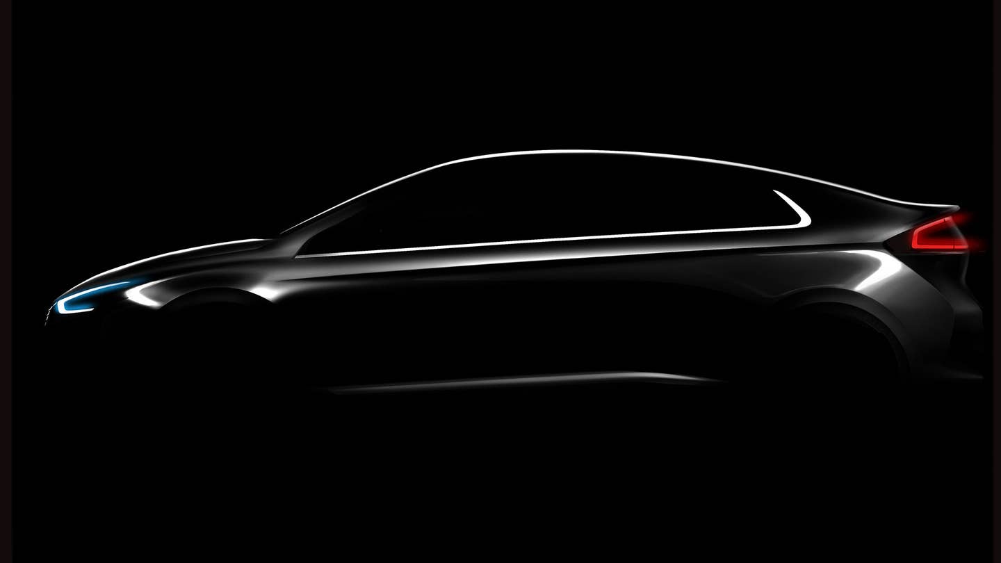 New Hyundai Ioniq to Debut as EV, Hybrid, and Plug-In Hybrid