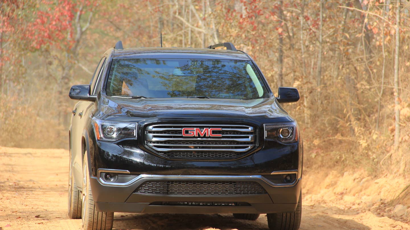 Does The 2017 GMC Acadia All Terrain Live Up to Its Name?