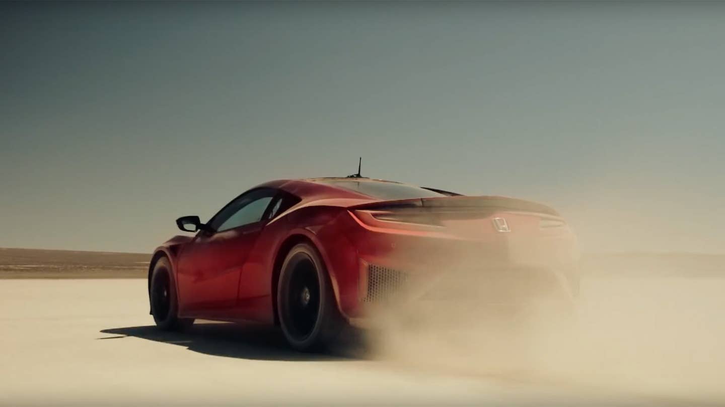 Watch an Acura NSX Recreate the Nazca Lines at El Mirage