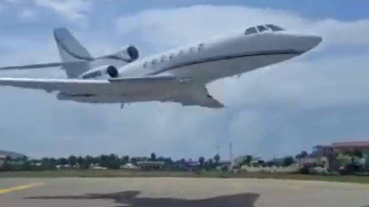 This Falcon 50 Business Jet’s Ultra Low-Level Departure From St. Martin Is Pretty Nuts