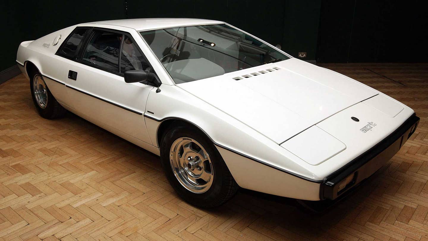 Lotus Esprit S1; The Spy Who Loved Me (1977)