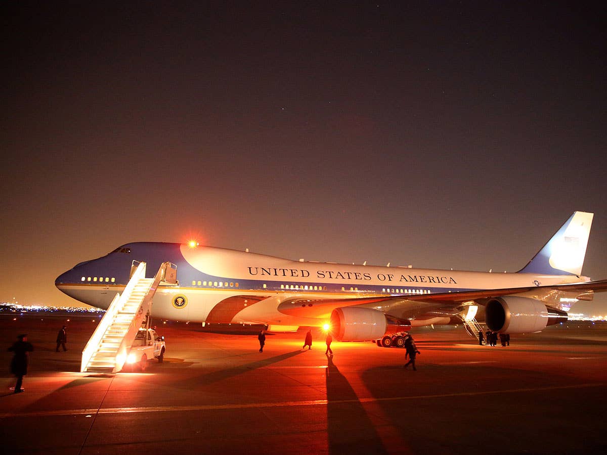 campaignvehicles_airforceone_art.jpg
