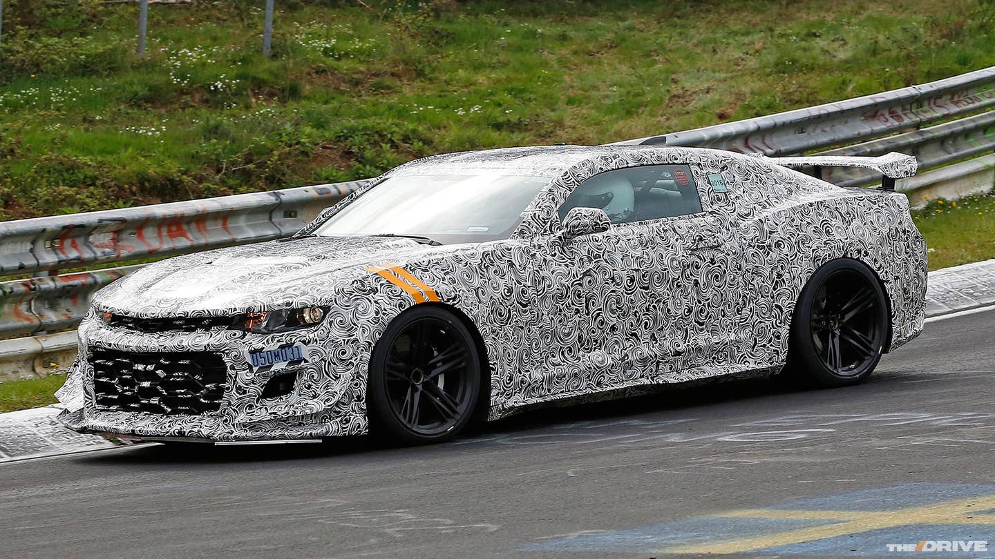 New Chevrolet Camaro Z/28 Caught Hot-Lapping the &#8216;Ring