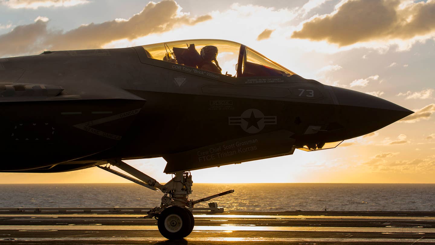 The Navy’s F-35C Has A Major Nose Gear Problem