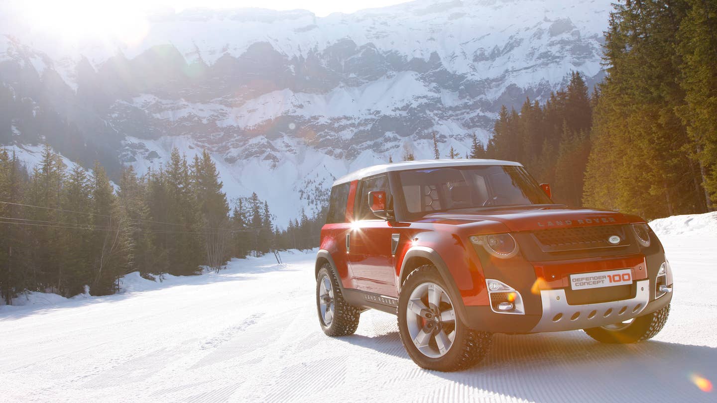 Report Claims the Next Land Rover Defender Will Be Packed With Off-Road Tech