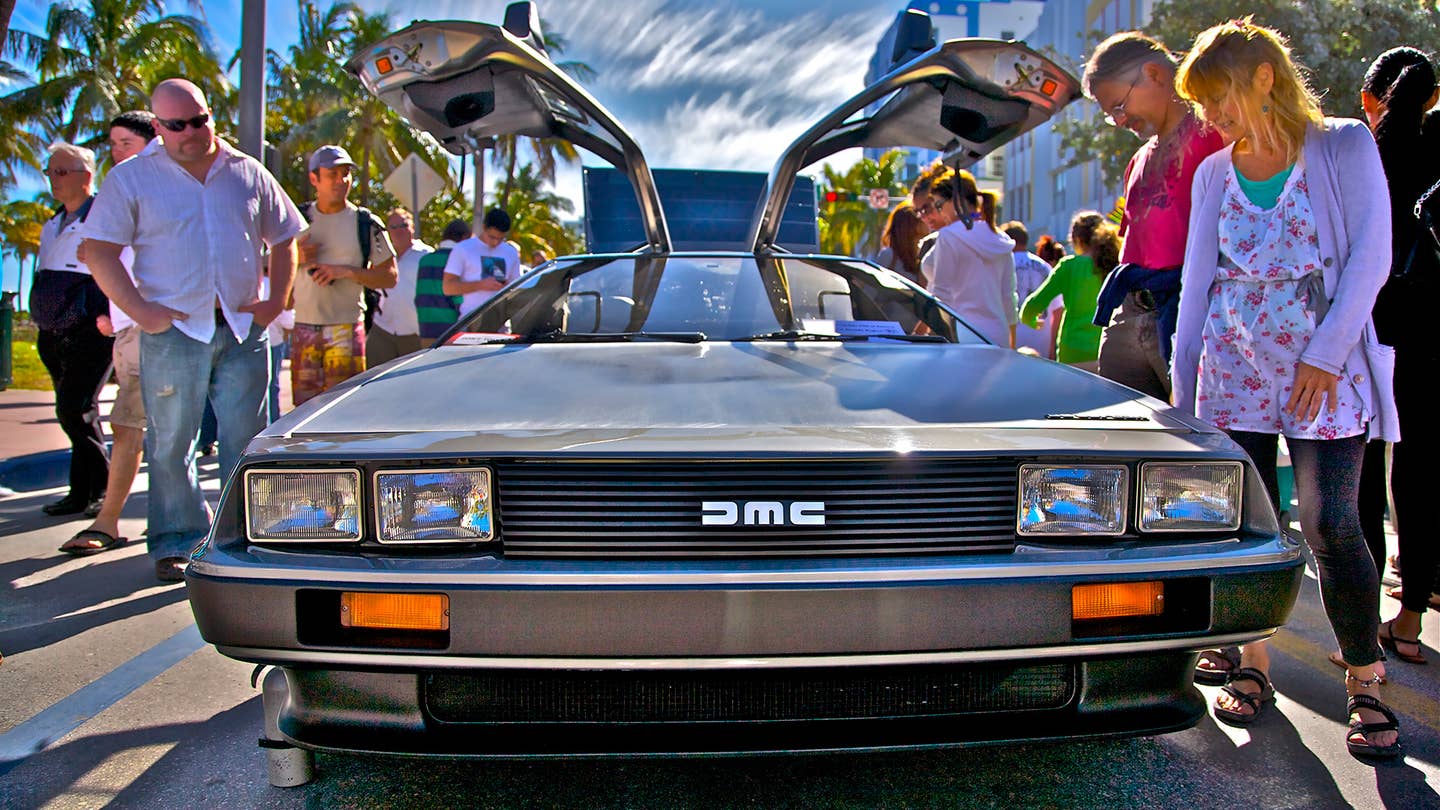 It’s Time to Apply For That New 2017 DeLorean DMC-12
