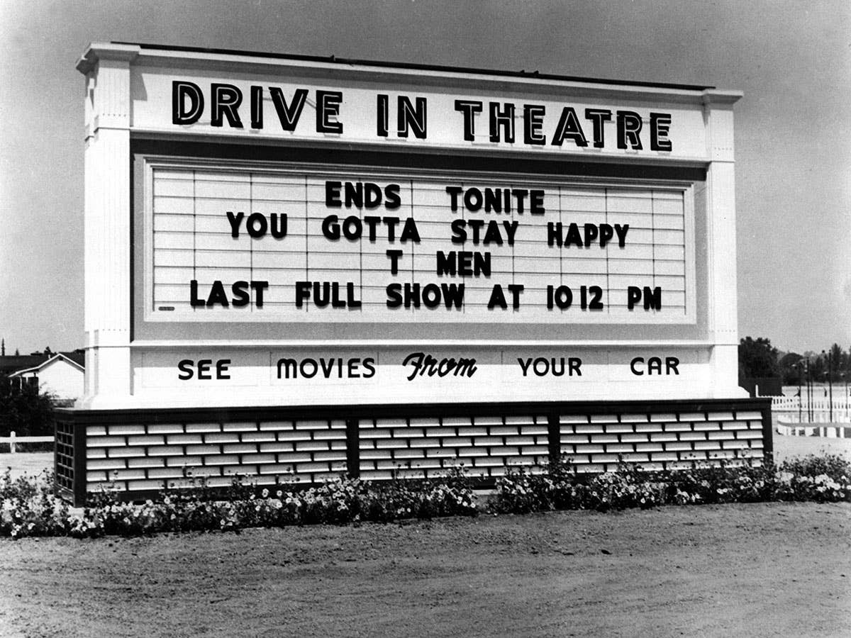 drive-in-movie-theaters-art-9.jpg