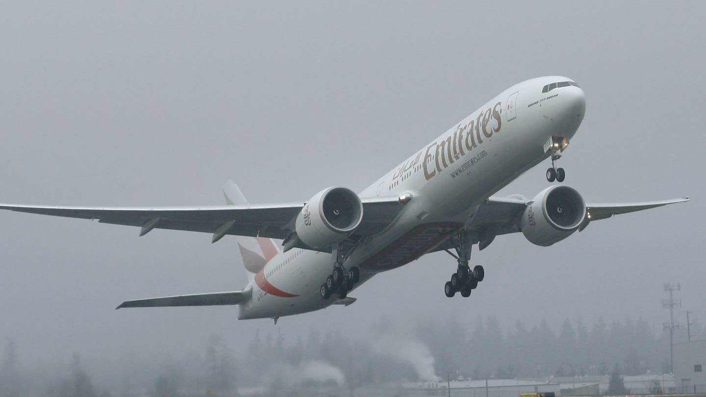 Emirates Boeing 777 Crashes and Burns in Dubai (Updated)