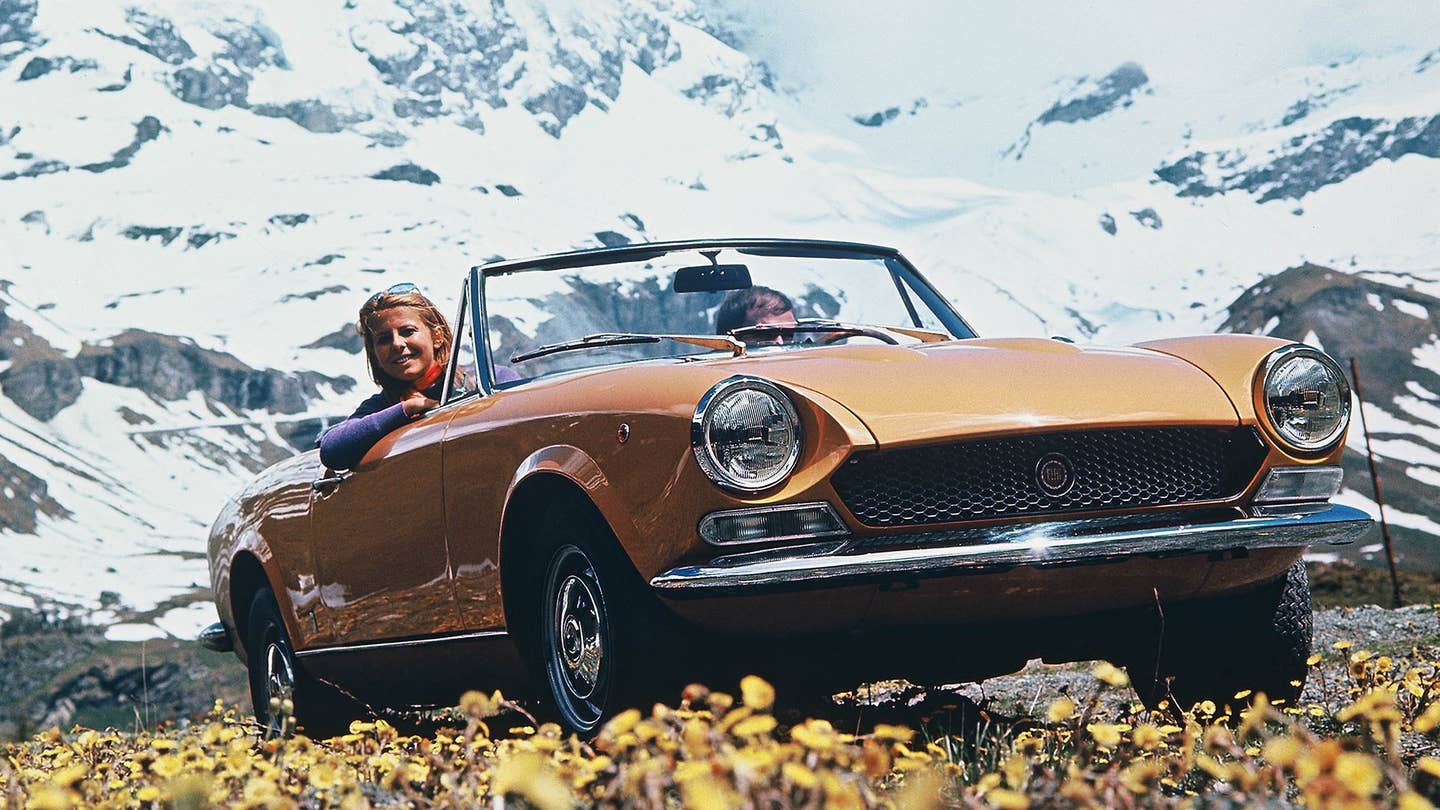 A Vintage Fiat 124 Spider Is a Future Collectible