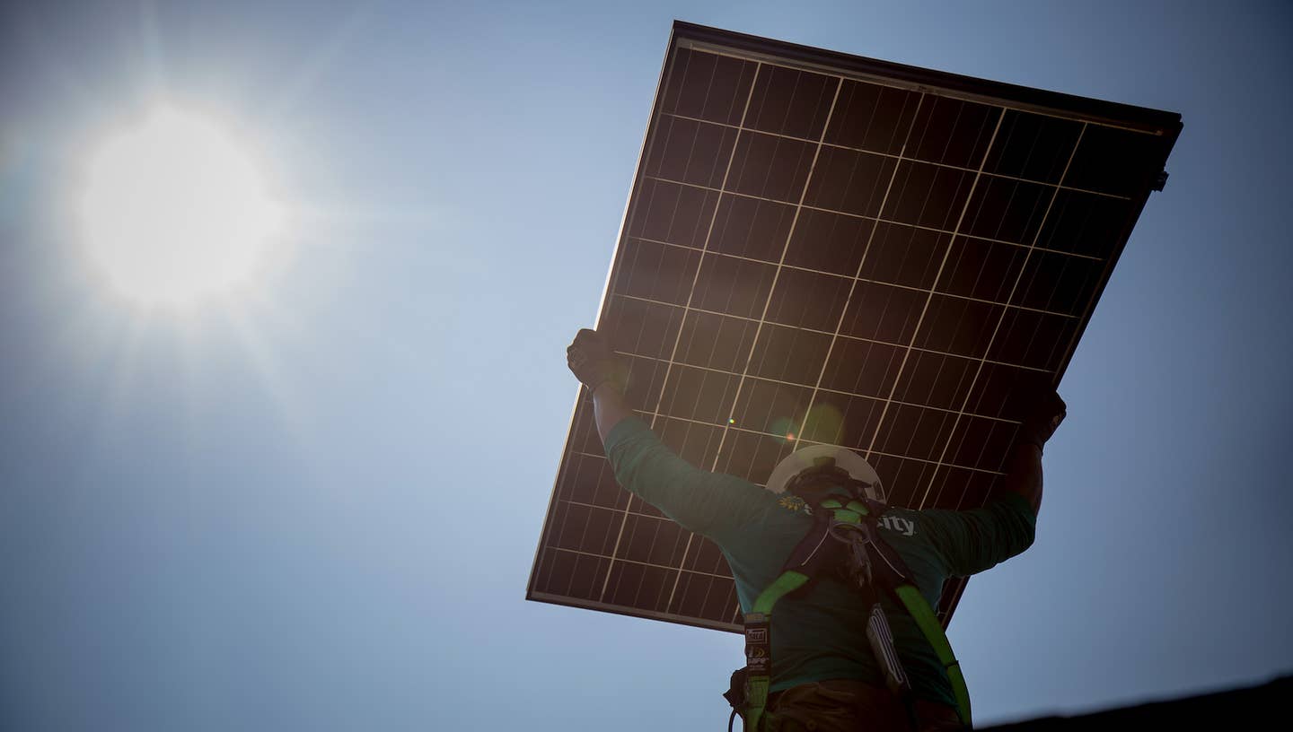 After Tesla Buyout, SolarCity Sheds Workers, Cuts CEO Salary to $1