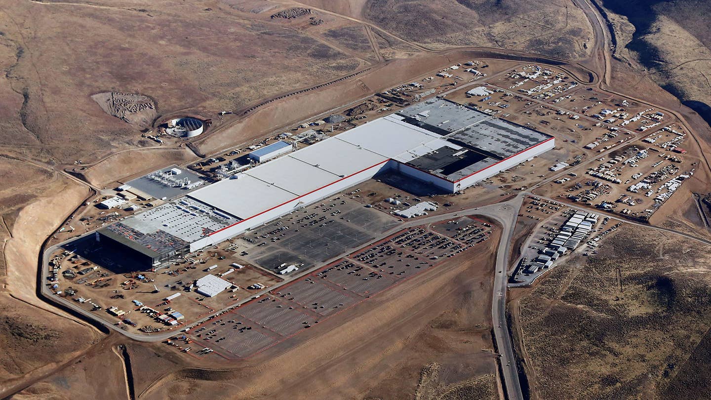 Tesla&#8217;s Gigafactory Has Begun Cranking Out Batteries