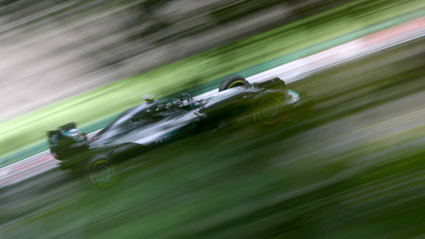 Lewis Hamilton Rides the Struggle Bus at F1 Japanese Grand Prix