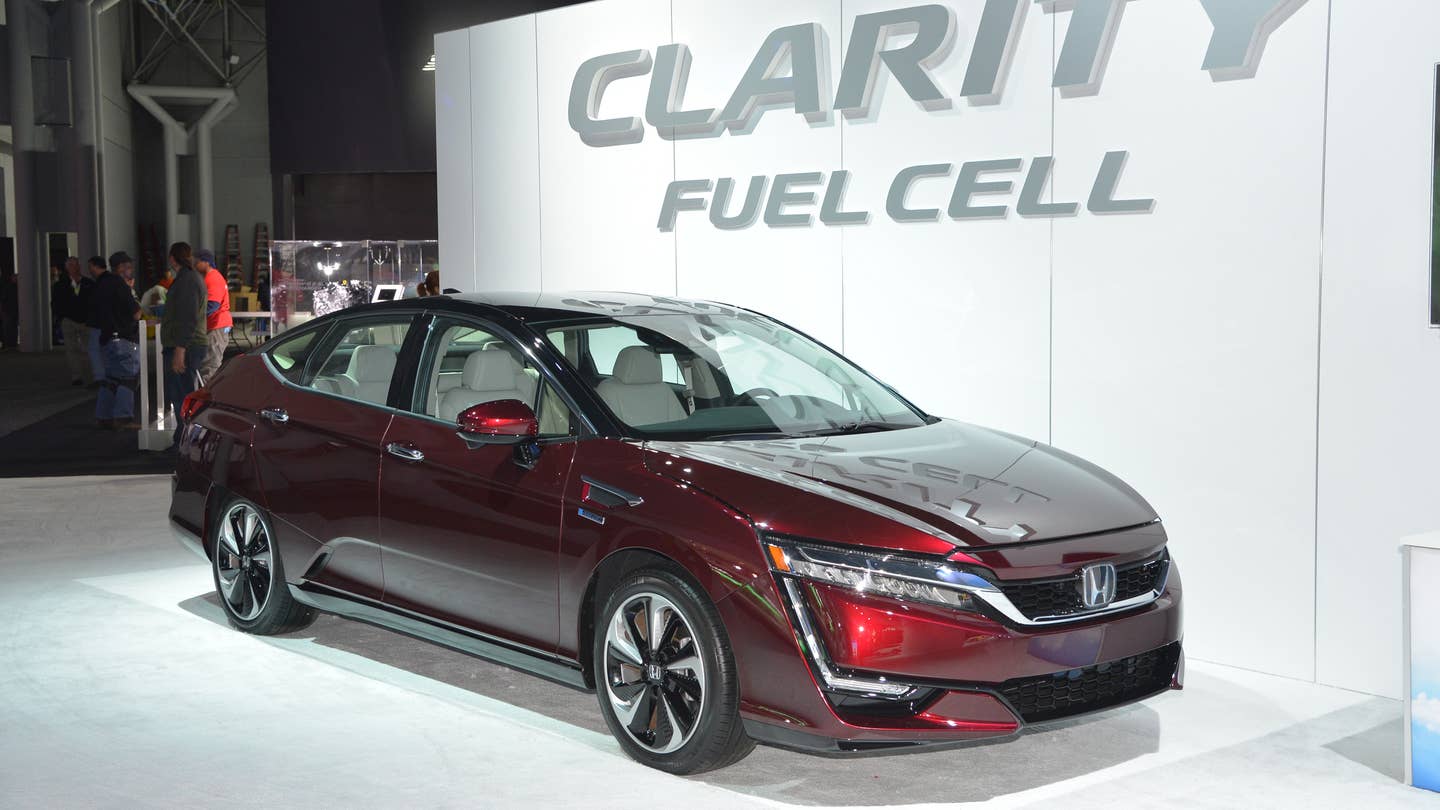 Honda Releases More Info on the Clarity Fuel Cell