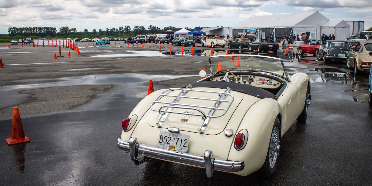 Learn to Drive a Stick-Shift Transmission on a Classic Car—For Free