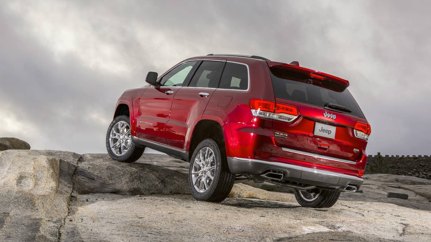 Fiat-Chrysler Facing Massive Class-Action Lawsuit Over &#8220;Runaway&#8221; Jeeps